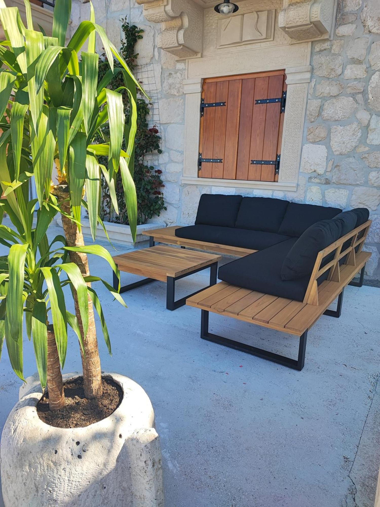 Apartmani Antiqua Živogošće الغرفة الصورة
